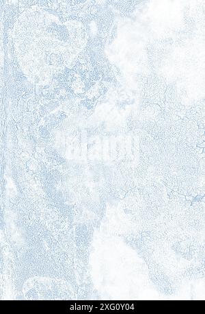 Un'immagine astratta con una texture marmorizzata in sfumature blu e bianche, simile a nuvole o motivi fluidi Foto Stock