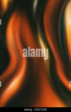 Flame forme sfondo gradiente granuloso, fuoco astratto su nero, effetto texture rumore design banner verticale Foto Stock