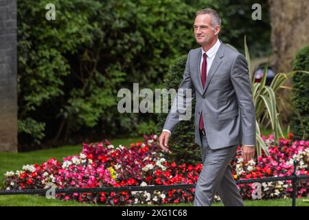 Downing Street, Londra, Regno Unito. 5 luglio 2024. Peter Kyle, Segretario di Stato per la Scienza, l'innovazione e la tecnologia, arriva a Downing Street come il primo ministro britannico Keir Starmer prende le nomine per il suo gabinetto laburista. Crediti: Amanda Rose/Alamy Live News Foto Stock