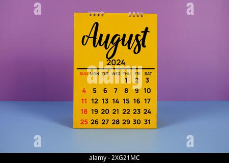 Agosto 2024: Calendario mensile annuale per la pianificazione e la gestione Foto Stock