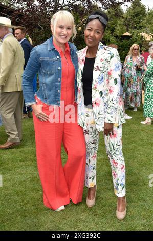 Luglio 2024. East Molesey, Surrey, Regno Unito. Nicki Chapman e Angellica Bell al 2024 RHS Hampton Court Palace Garden Festival. Sue Andrews/Alamy. Foto Stock