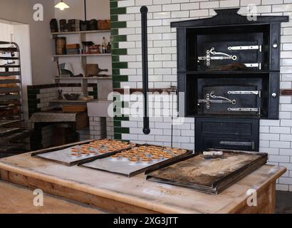 Negozio di prodotti da forno e attrezzature da cucina. Foto Stock