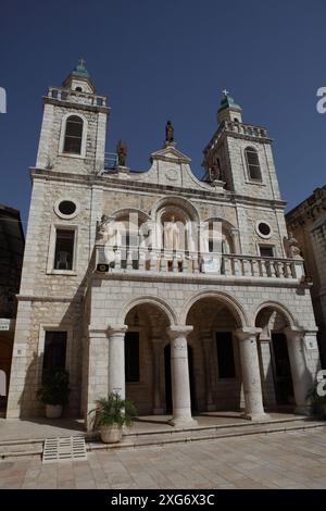 Chiesa cattolica francescana di nozze a Kafr Kanna costruita per commemorare il primo miracolo di Cristo dopo essere stata battezzata nel fiume Giordano trasformando l'acqua in vino. Foto Stock