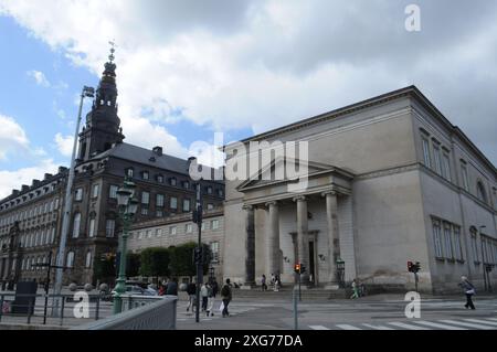 Copenaghen/Danimarca/07 luglio 2024/Christiansborg slotes kirke annesso al parlamento danese christiansborg castlæe chiesa del castello di christiansborg a Copenaghen. (Foto. Francis Joseph Dean/Dean Pictures) (non per uso commerciale) Foto Stock