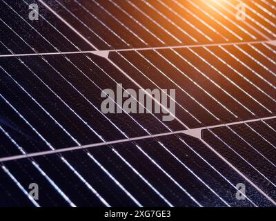 Pannello solare con compositi e tecnologia a gas per la penetrazione della luce solare Foto Stock