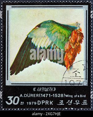 COREA DEL NORD - 1979 CIRCA: Un francobollo stampato in Corea del Nord dal "450° anniversario della morte di Albrecht Durer", il primo numero mostra Wing of a Bird Foto Stock