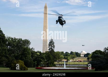 Washington, Stati Uniti. 7 luglio 2024. Il Presidente Joe Biden e la First Lady Jill Biden si avvicinano al South Lawn in Marine One alla Casa Bianca il 7 luglio 2024 a Washington DC il Presidente e la First Lady stanno tornando alla Casa Bianca dopo gli eventi della campagna a Philadelphia e Harrisburg, Pennsylvania. (Foto di Samuel Corum/Sipa USA) credito: SIPA USA/Alamy Live News Foto Stock