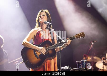 Milwaukee, Stati Uniti. 6 luglio 2024. Musicista Amy Grant durante il Summerfest Music Festival il 6 luglio 2024, a Milwaukee, Wisconsin (foto di Daniel DeSlover/Sipa USA) credito: SIPA USA/Alamy Live News Foto Stock