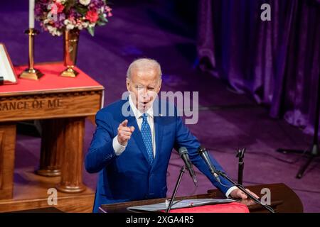 Philadelphia, Stati Uniti. 7 luglio 2024. Il presidente degli Stati Uniti Joe Biden pronuncia le sue osservazioni alla Mount Airy Church of God in Christ a Philadelphia, Pennsylvania, domenica 7 luglio 2024. Credito: David Muse/CNP /MediaPunch credito: MediaPunch Inc/Alamy Live News Foto Stock