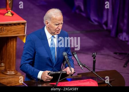 Philadelphia, Stati Uniti. 7 luglio 2024. Il presidente degli Stati Uniti Joe Biden pronuncia le sue osservazioni alla Mount Airy Church of God in Christ a Philadelphia, Pennsylvania, domenica 7 luglio 2024. Credito: David Muse/CNP /MediaPunch credito: MediaPunch Inc/Alamy Live News Foto Stock