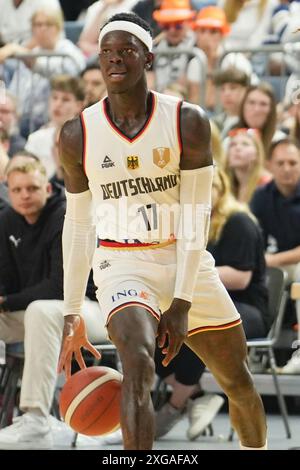 Colonia, Allemagne. 6 luglio 2024. Dennis Schroder tedesco durante l'amichevole internazionale di pallacanestro tra Germania e Francia il 6 luglio 2024 alla Lanxess Arena di Colonia, Germania - foto Laurent Lairys/DPPI Credit: DPPI Media/Alamy Live News Foto Stock