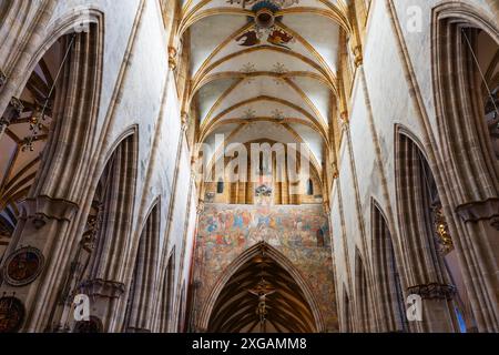 Affresco "giudizio universale" sopra l'arco del coro., chiesa luterana, Ulm Minster situata a Ulm, Stato di Baden-Württemberg, Germania. Foto Stock