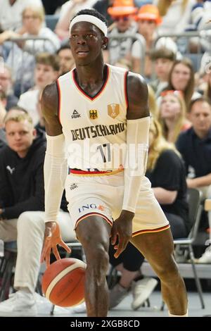 Dennis Schroder tedesco durante l'amichevole internazionale di pallacanestro tra Germania e Francia il 6 luglio 2024 alla Lanxess Arena di Colonia, Germania Foto Stock