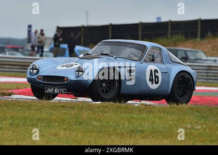 Mike Whitaker SNR, TVR Griffiths, un evento che presenta due categorie distinte, HRDC Dunlop Allstars per vetture sportive, GT e Touring pre-1966. L'Allst Foto Stock