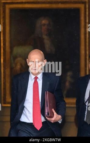 John Healey deputato - Segretario di Stato per la difesa - lascia 10 Downing Street dopo la prima riunione di governo di Keir Starmer come primo Ministro. 7 luglio 202 Foto Stock