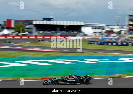 Silverstone (Towcester), Regno Unito, 07 luglio 2024, Lewis Hamilton vince il Gran Premio di Gran Bretagna Credit: Christopher neve/Alamy Live News Foto Stock