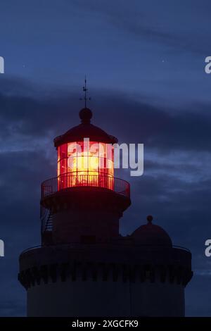 Francia, Finistere, Ushant, Riserva della Biosfera (UNESCO), parco Naturale Regionale Armorico, Ponant Island, il faro rigido, elencato come monumento storico Foto Stock