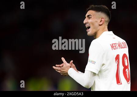 Berlino, Germania. 6 luglio 2024. Mert Muldur di Turkiye gesta durante i quarti di finale di UEFA EURO 2024 tra Paesi Bassi e Turkiye. Crediti: Nicolò campo/Alamy Live News Foto Stock