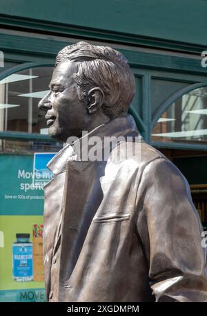 Statua di Brian Epstein a Liverpool Foto Stock