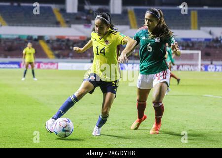 Mariana Muñoz della Colombia e Jana Gutierrez del Messico durante la partita della Coppa del mondo femminile FIFA U-20 Costa Rica Messico contro Colombia il 13 agosto 2022 Foto Stock