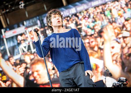 Oslo, Norvegia. 28 giugno 2024. La band hardcore punk americana Turnstile esegue un concerto dal vivo durante il festival musicale norvegese Tons of Rock 2024 a Oslo. Qui il cantante Brendan Yates viene visto dal vivo sul palco. Foto Stock