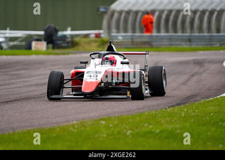 Andover, Hampshire - 8 giugno 2024: FIA Formula 4 Thruxton Qualifying Alex BERG Fortec Motorsport Foto Stock