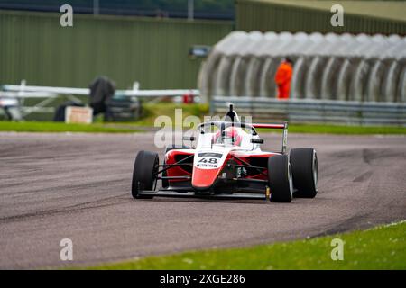 Andover, Hampshire - 8 giugno 2024: FIA Formula 4 Thruxton Qualifying Alex BERG Fortec Motorsport Foto Stock