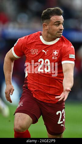 DUSSELDORF, GERMANIA - 6 LUGLIO: Xherdan Shaqiri della Svizzera durante i quarti di finale di UEFA EURO 2024 tra Inghilterra e Svizzera a Dusseldo Foto Stock