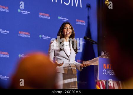 Washington DC, Stati Uniti. 8 luglio 2024, Washington, District of Columbia, USA: Il politico britannico SUELLA BRAVERMAN, 44 anni, parla alla National Conservative Conference di Washington, DC, lunedì. La RT Hon Suella Braverman KC MP è Segretario di Stato per il Dipartimento degli interni e membro del Parlamento per Fareham. Sue-Ellen Cassiana "Suella" Braverman nata Fernandes (Londra, 3 aprile 1980) è una politica e avvocato britannica, ministro degli interni dal 6 settembre 2022 al 19 ottobre 2022, e di nuovo dal 25 ottobre 2022 al 13 novembre 2023. Crediti: ZUMA Press, Inc./Alamy Live News Foto Stock