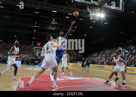 Montpellier, Francia. 8 luglio 2024. Partita amichevole di pallacanestro tra Francia e Germania l'8 luglio 2024 alla Sud de France Arena di Montpellier, in Francia. Foto di Patrick Aventurier/ABACAPRESS. COM credito: Abaca Press/Alamy Live News Foto Stock