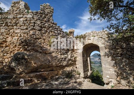 Castello di Alaro, rovine delle mura occidentali, Alaro, Maiorca, Isole Baleari, Spagna Foto Stock