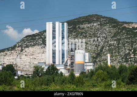 Cava di marmo di cava Ventura a Rezzato, provincia di Brescia, Lombardia, Italia © Wojciech Strozyk / Alamy Stock Photo Foto Stock