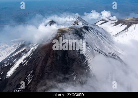 Vista aerea dell'Etna, dell'isola di Sicilia, dell'Italia Foto Stock