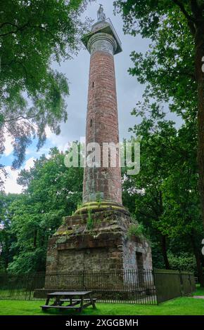 Il Monumento a Hawkstone Follies, Hawkstone Park, Weston-under-Redcastle, Shrewsbury, Shropshire Foto Stock