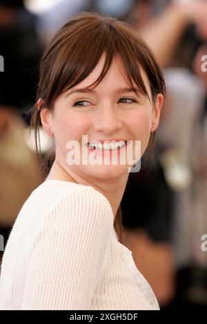 Emily Mortimer beim Photocall zum Kinofilm Match Point auf dem Festival de Cannes 2005 / 58. Internationale Filmfestspiele von Cannes am Palais des Festivals. Cannes, 12.05.2005 *** Emily Mortimer alla call per il film Match Point al Festival de Cannes 2005 58 Cannes International Film Festival al Palais des Festivals di Cannes, 12 05 2005 foto:xD.xBedrosianx/xFuturexImagex Match 5502 Foto Stock