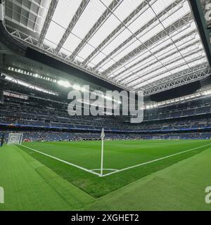 Madrid, Spagna. 9 luglio 2024. Una vista generale dell'interno dello stadio Santiago Bernabeu del Real Madrid il 9 luglio 2024 a Madrid, Spagna. (Foto di Oscar Gonzalez/Sipa USA) credito: SIPA USA/Alamy Live News Foto Stock