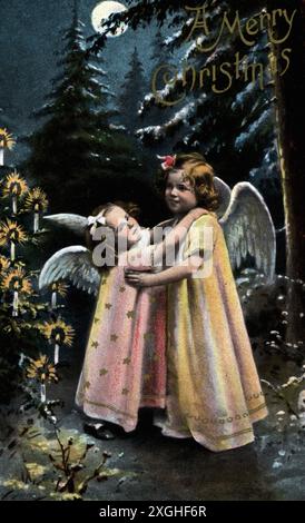 Natale, biglietto d'auguri, due bambine come angeli nel bosco, cartolina fotografica, Sassonia, DIRITTI AGGIUNTIVI-CLEARANCE-INFO-NON-DISPONIBILE Foto Stock