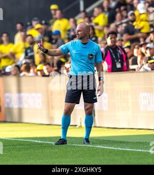 Columbus, Oh, Stati Uniti. 6 luglio 2024. L'arbitro Ted Unkel ufficializza la partita Columbus Crew vs Toronto FC al Lower.com Field di Columbus, OHIO. (Credit Image: © Walter G. Arce Sr./ASP via ZUMA Press Wire) SOLO PER USO EDITORIALE! Non per USO commerciale! Foto Stock