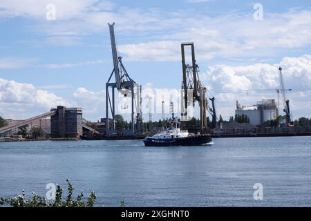 Molo del carbone, porto e molo di Swinoujscie (Swinemunde) in Polonia. Foto Stock