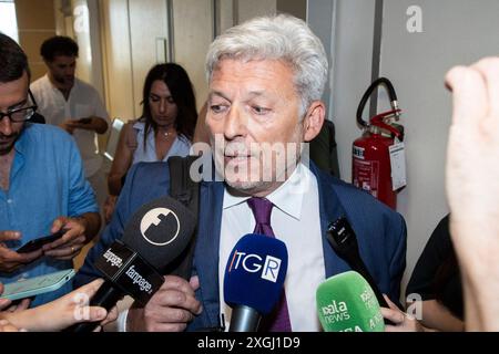 Milano, Italia. 9 luglio 2024. Nella foto l'avvocato di Alberto Genovese ava. Salvatore ScutoMilano - Italia - Cronaca Marted&#xec;, 09 luglio, 2024 (foto di Marco Ottico/Lapresse) uscita di Alberto Genovese dall'aula dopo il verdetto Milano, Italia - News martedì 9 luglio 2024 (foto di Marco Ottico/Lapresse) crediti: LaPresse/Alamy Live News Foto Stock