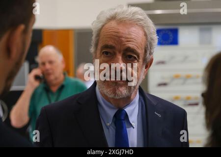 Ixelles, Belgio. 8 luglio 2024. Il deputato al Parlamento europeo Gerolf Annemans partecipa a una conferenza stampa durante la prima riunione dei nuovi Patrioti del gruppo a Bruxelles, Belgio, l'8 luglio 2024. Crediti: ALEXANDROS MICHAILIDIS/Alamy Live News Foto Stock