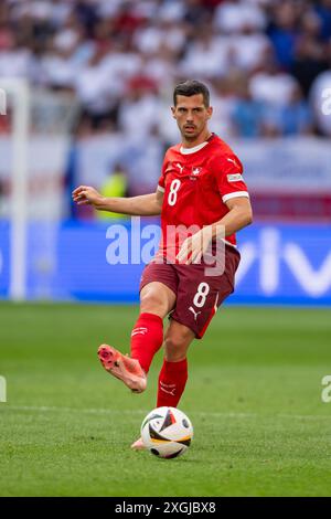 Remo Freuler (Svizzera) durante la partita di UEFA Euro Germania 2024 tra Inghilterra 6-4 Svizzera alla Dusseldorf Arena il 6 luglio 2024 a Dusseldorf, Germania. Crediti: Maurizio Borsari/AFLO/Alamy Live News Foto Stock