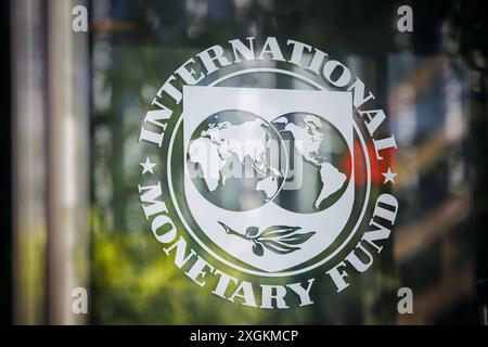 Logo des International Monetary Fund - Internationaler Waehrungsfond IWF. Washington, 09.07.2024. Washington Stati Uniti *** Logo dell'Internazione Foto Stock