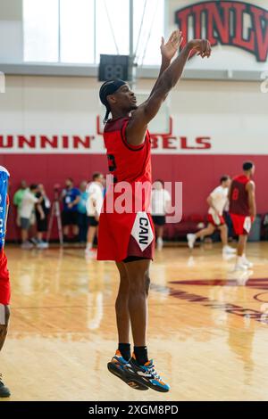 La guardia Shai Gilgeous-Alexander dei Thunder Point di Oklahoma City pratica con il Team Canada prima delle Olimpiadi estive al Mendenhall Center Foto Stock