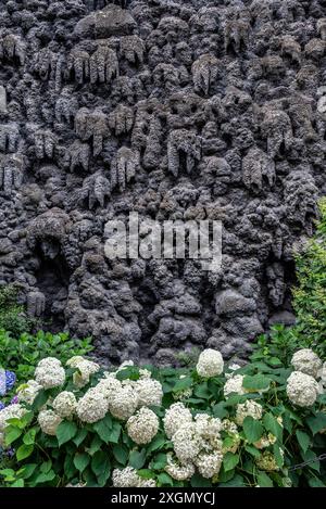 Grotta di stalattiti artificiali al Giardino Waldstein e al Palazzo Wallenstein barocco che ospita il Senato della Repubblica Ceca, a Mala strana, Prag Foto Stock