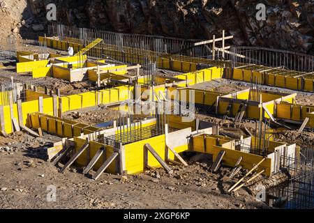 Casseforme per la realizzazione di una Fondazione di un nuovo costruzione in cantiere Foto Stock