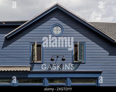 Germantown, New York - 29 maggio 2024: Logo aziendale all'ingresso del ristorante Gaskins a Germantown New York, Hudson Valley. Foto Stock