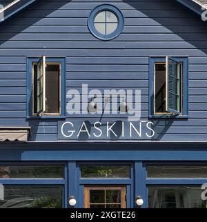 Germantown, New York - 29 maggio 2024: Logo aziendale all'ingresso del ristorante Gaskins a Germantown New York, Hudson Valley. Foto Stock