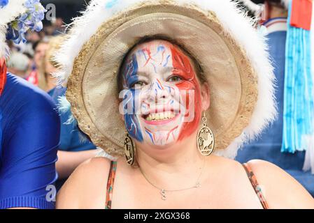 Monaco, Germania. 9 luglio 2024. Monaco di Baviera, Germania, 9 luglio 2024: Tifoso di Francia prima della semifinale di UEFA EURO 2024 tra Spagna e Francia all'Arena di Monaco, Germania. (Sven Beyrich/SPP) credito: SPP Sport Press Photo. /Alamy Live News Foto Stock