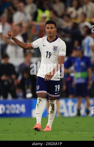 Ollie Watkins (Inghilterra) durante la semifinale del Campionato europeo UEFA tra Inghilterra e Paesi Bassi al BVB Stadion di Dortmund mercoledì 10 luglio 2024. (Foto: Pat Scaasi | mi News) crediti: MI News & Sport /Alamy Live News Foto Stock